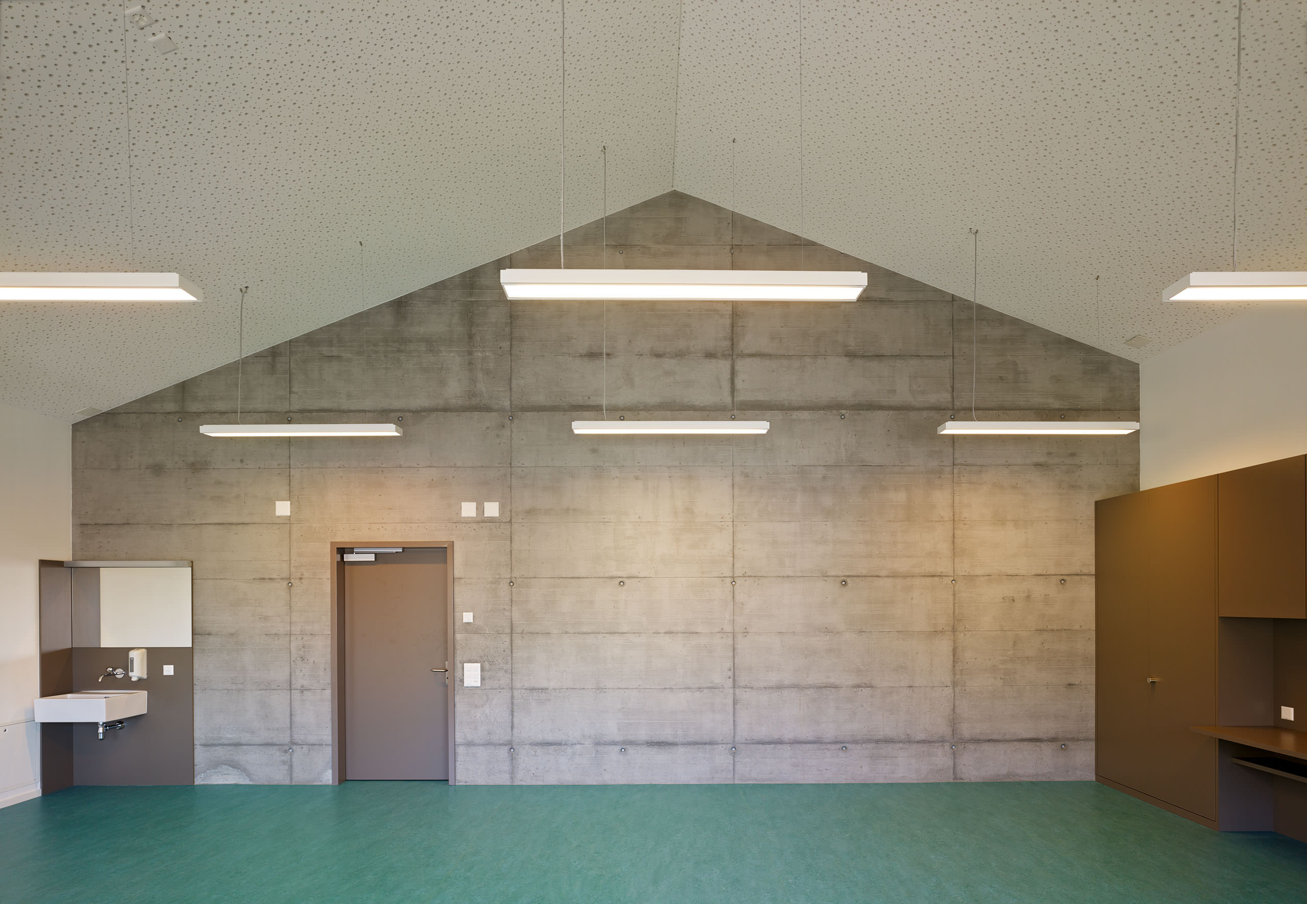 E12401 ALPA 036191p j2560